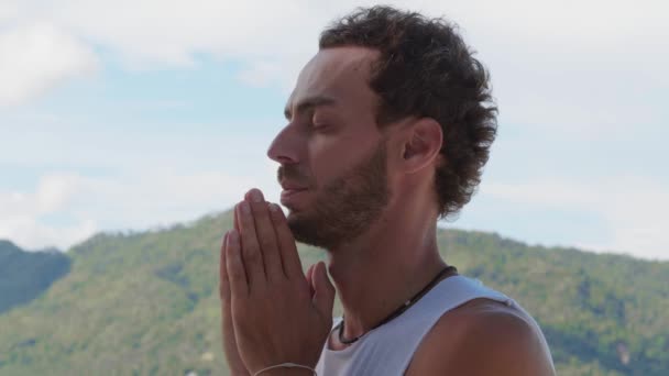 Peaceful Caucasian Man Yogi Meditates Alone Mountains Enjoying Loneliness Tranquility — Stock Video