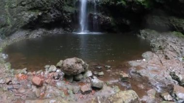 Caldeirao verde şelale madeira adası