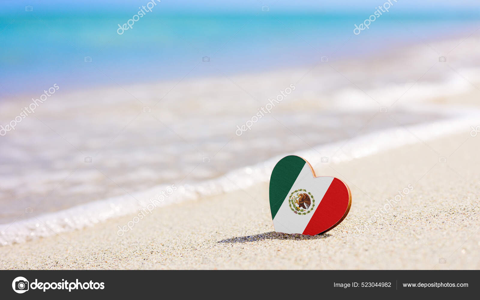 Flag Mexico Shape Heart Sandy Beach Concept Best Vacation Mexican — Stock  Photo © nardi.bk.ru #523044982, image size:1600x1000