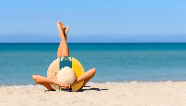 Slender Girl Beach Straw Hat Colors Canaries Flag Concept Perfect — Stock Photo, Image