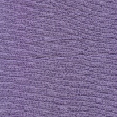 Örülmüş leylak dokusu yüzeyi, yakından. Yumuşaklığın arkaplanı leylak battaniye.