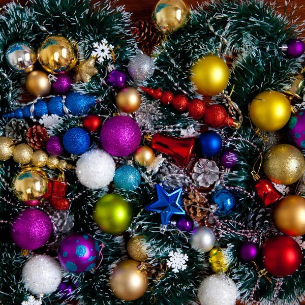 Collection de Noël de décorations du Nouvel An. Fond de Noël avec boules. — Photo