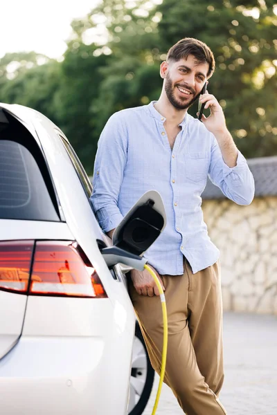 Portrait Handsome Joyful Aged Man Beard Which Has Mobile Conversation — Stockfoto