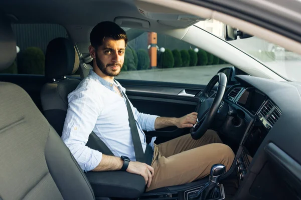 Protection Person Vehicles Fasten Your Body Seat Belt Car Bearded — Stockfoto
