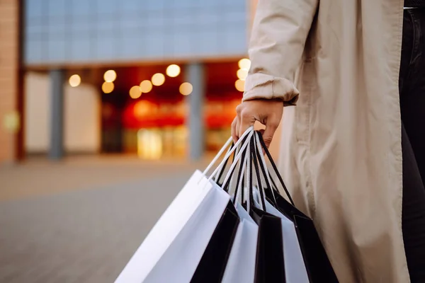 Sacs Provisions Entre Les Mains Femme Vendredi Noir Consommation Achats — Photo