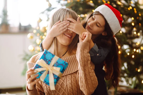 Happy Mom Her Cute Daughter Girl Exchanging Gifts Merry Christmas — Stock Photo, Image