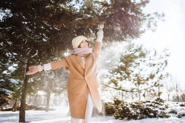 Happy Woman Walking Snowy Winter Day Outdoor Winter Fashion Holidays — Stock Photo, Image