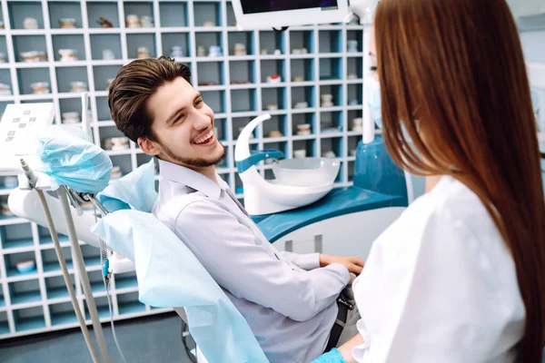 Young Man Dentist Chair Dental Procedure Overview Dental Caries Prevention — Stockfoto