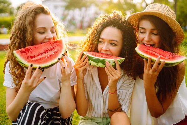 Three Young Woman Have Fun Together Eating Watermelon Hot Summer — Fotografia de Stock