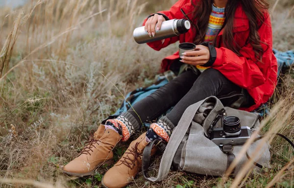 Beautiful Woman Drinking Tea Thermos Cold Autumn Day Rest Relaxation — Stock Photo, Image