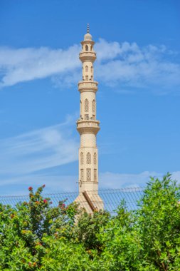 24 Ekim 2021 Hurda. Hurghada, Mısır 'daki Cami' nin güzel mimarisi.