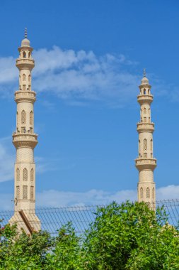 24 Ekim 2021 Hurda. Hurghada, Mısır 'daki Cami' nin güzel mimarisi.