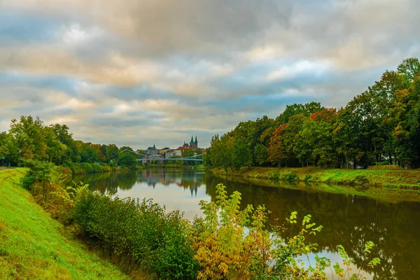 Río Labe Centro Ciudad Bohemia Kolin Otoño Color Mañana Después —  Fotos de Stock