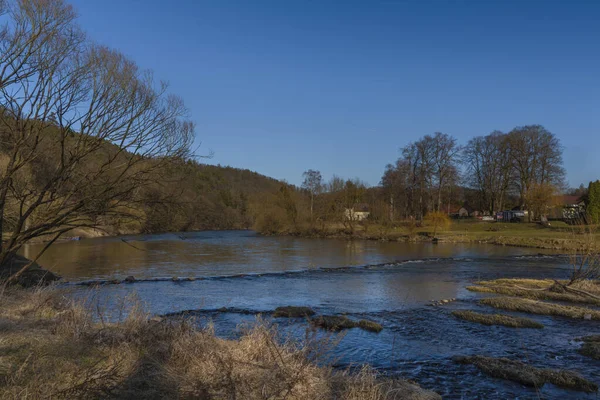 Sazava Ποταμού Και Mnichovka Creek Κοιλάδα Σκούρο Μπλε Ουρανό Χειμώνα — Φωτογραφία Αρχείου