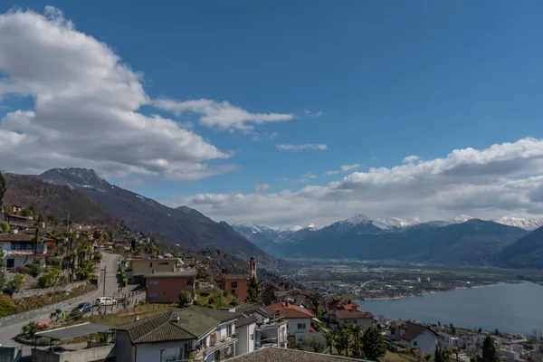 Blick Über Den Lago Maggiore Und Die Stadt Locarno Einem — Stockfoto