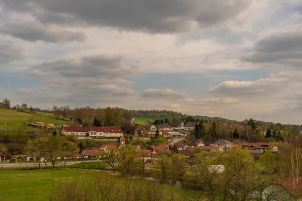 Valley Jihlava Floden Mähren Med Grumlig Färg Himmel Våren — Stockfoto