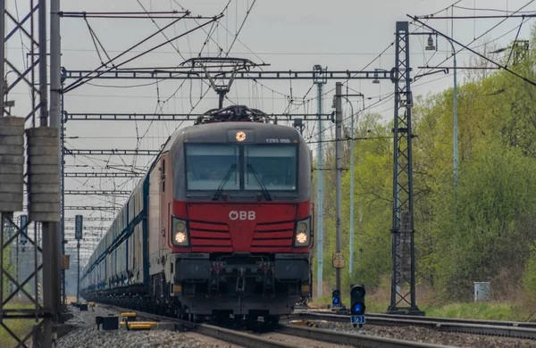 Trens Perto Cidade Ostrava Primavera Cor Fresca Dia Nublado — Fotografia de Stock