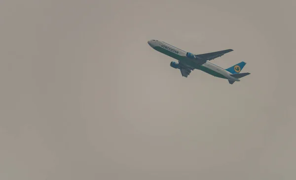 Airplane City Ostrava Airport Cloudy Dark Spring Fresh Day — Stock Photo, Image