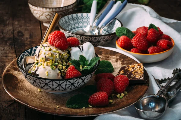 Homemade Ice Cream Chocolate Chopped Pistachios Raspberries — Foto de Stock