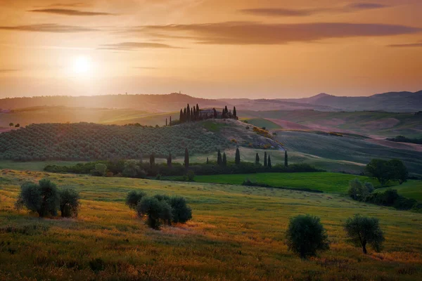 Paisagem Toscana Pienza Itália Dia Primavera Natureza Sol Céu Manhã — Fotografia de Stock