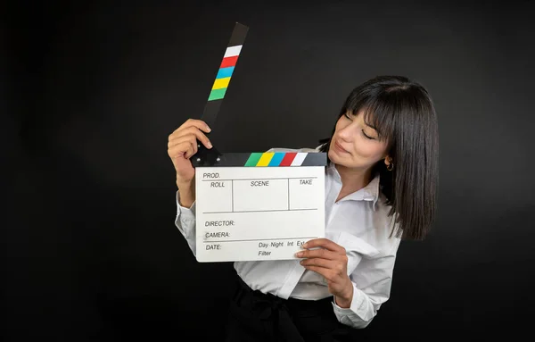 Photo Gorgeous Woman 20S Smiling Holding Clapperboard Isolated White Background — Foto de Stock