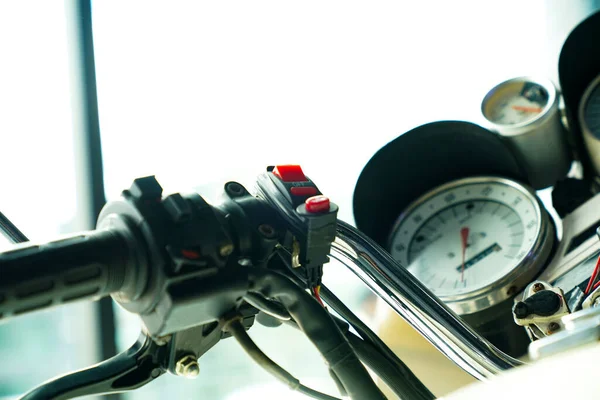 Motorrad Glänzende Metallrohre Und Motoren — Stockfoto