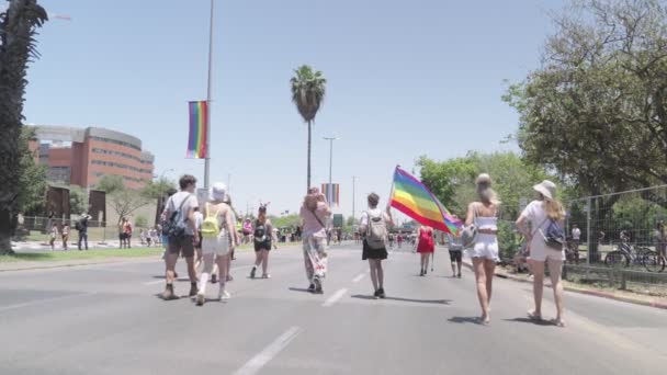 Tel Aviv Srai Haziran 2022 Nsanlar Geleneksel Onur Yürüyüşüne Katılıyor — Stok video