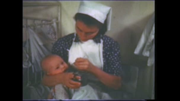 Menashe Heights Israel Circa 1940S Child Care Workers Working Children — Video