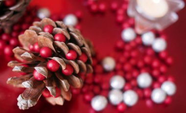 Yeni yıl kartpostalı. Noel zamanı. Tebrikler..