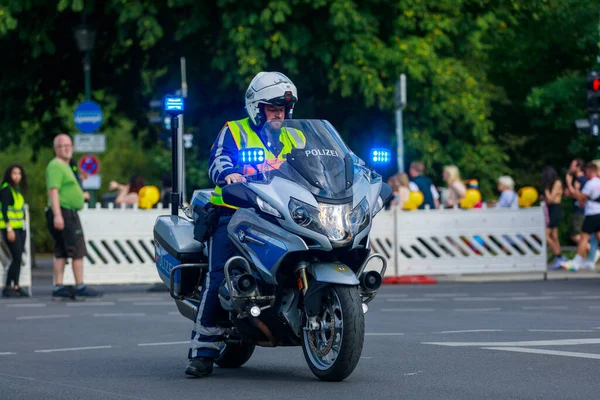 Berlin Berlin Jerman 2022 Cristopher Street Day Parade Dalam Bahasa — Stok Foto