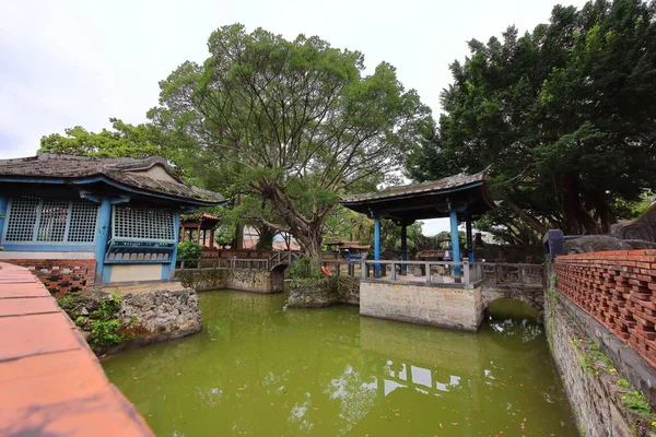 新北市板橋区の優雅な邸宅と古典的な中国庭園建築を持つ林家庭園 — ストック写真