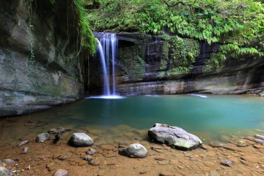 Wanggu Şelalesi Pingxi Bölgesi, New Taipei, Tayvan 'da bir şelale.