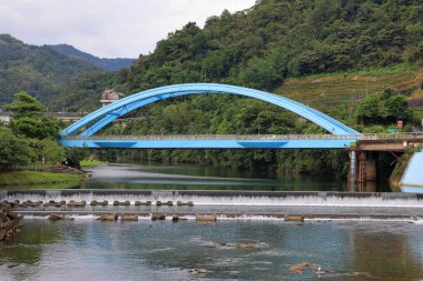 Beishi Nehri 'nin kıyıları Pinglin Dist, New Taipei City, Tayvan