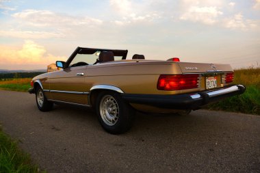 Mercedes Benz R107 380 SL Almanya gazi arabaları