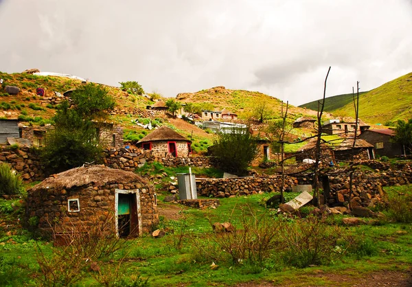 Traditinal mountains village in the Kingdoom of Lesotho Africa — Photo