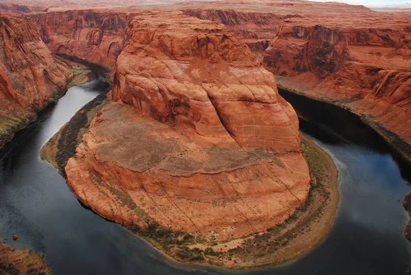 Colorado Nehri 'ndeki Horseshoe Bend Glen Kanyonu yakınlarındaki ABD Arizona