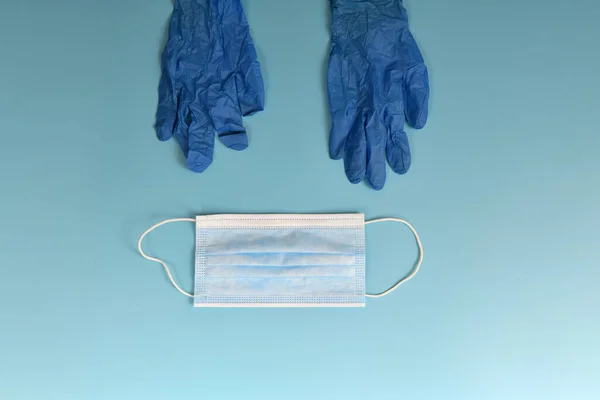 Mavi Tıbbi Eldiven Yüz Maskesi Virüs Koruma Koruma Kavramı — Stok fotoğraf