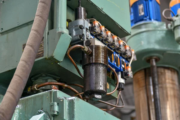 Bomba Êmbolo Controle Hidráulico Alta Pressão Máquina Trabalho Metal Cnc — Fotografia de Stock