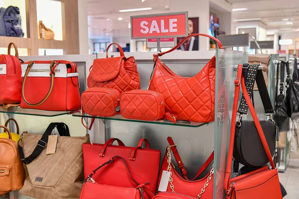 Discounts Leather Bags Sale Mall — Stockfoto