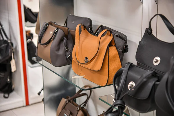 Branded Leather Bags Sale Mall — Stockfoto