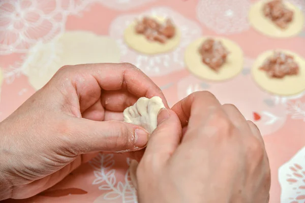 Woman Making Dumplings Home Kitchen — Stock Photo, Image