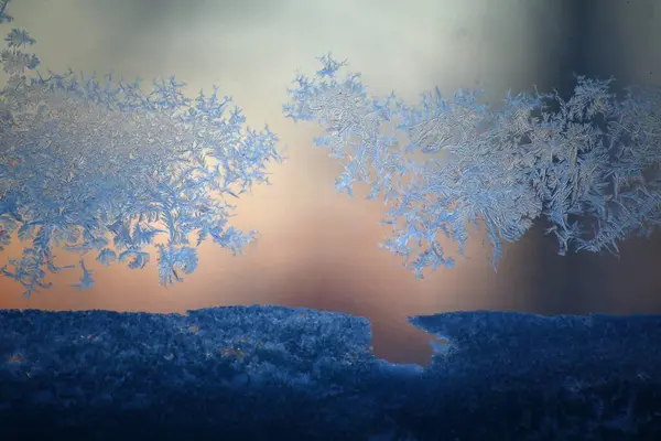 Primer Plano Ventana Las Heladas Nieve Sobre Cristal — Foto de Stock