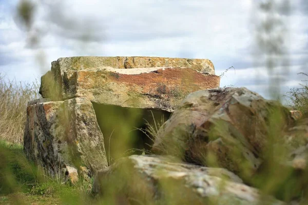 Steinerne Hutte Verlicht Stenen Hut Een Megalithisch Graf Saksen Anhalt — Stockfoto