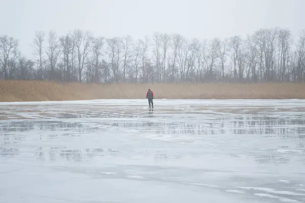 Novopskov Ukraine Janvier 2021 Pêcheur Sur Étang Hiver Avec Une — Photo