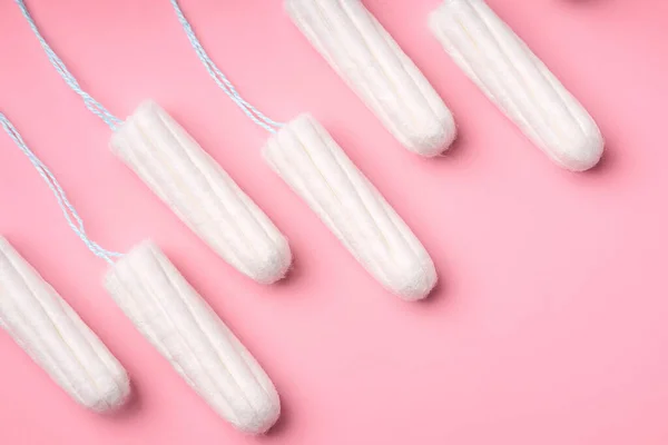Tampón Médico Femenino Sobre Fondo Rosa Tampón Blanco Higiénico Para —  Fotos de Stock