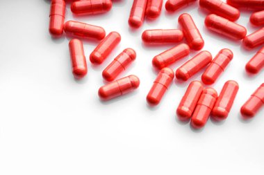 Günlük vitamin, ilaç, tablet, diyet takviyeleri. Renkli vitaminler. Besleyici takviyeler