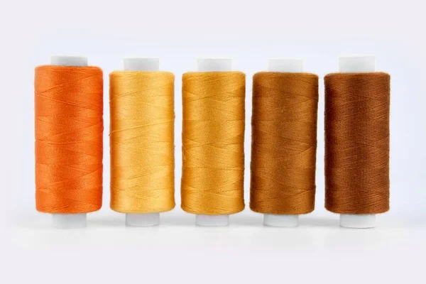 Sewing Threads Spool Thread White Isolated Background Multicolor Sewing Threads — Stock Photo, Image