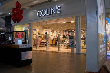 Ukrayna, Dnipropetrovsk. 05.06.2021 Colin 'in logosu. Colin 'in dükkanı için bir tabela ve logo. Colin 'in Dükkanı. 