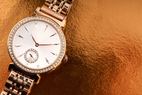 Классические Хронографические Часы Золотые Швейцарские Наручные Часы Роскошные Часы Моды — стоковое фото
