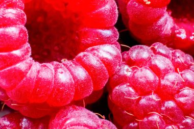 Olgun kırmızı ahududu. Yemek arkaplanı. Yakın plan..